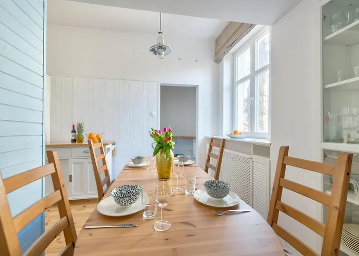 Dom & House - Apartamenty Kamienica Sopocka 150 Metrow Od Plazy